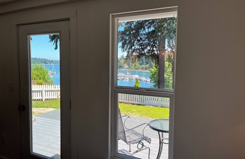 Vashon Island Cottage | Harborview Haven on Vashon Island located in historic Burton neighborhood