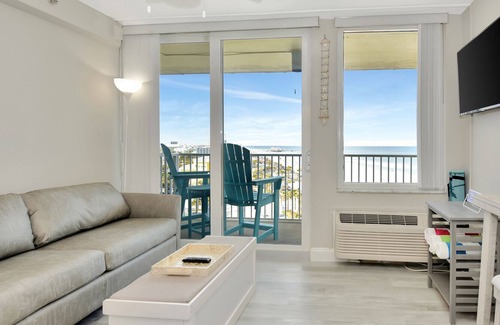 Lenox Park Condo | Harbour Beach - Ocean front - Pools and All amenities Open !