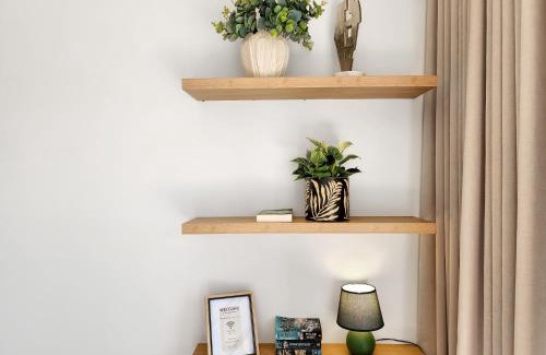 Cape Town City Centre Apartment | Harbour Edge NO LOAD SHEDDING close to Waterfront