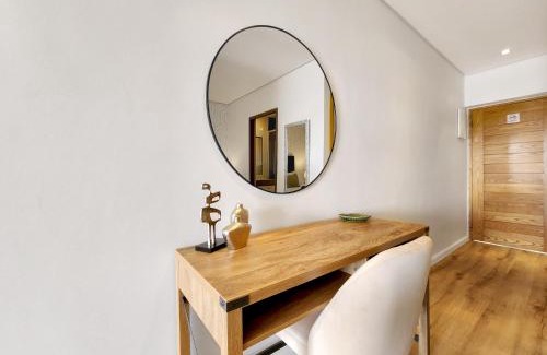Cape Town City Centre Apartment | Harbour Edge NO LOAD SHEDDING close to Waterfront