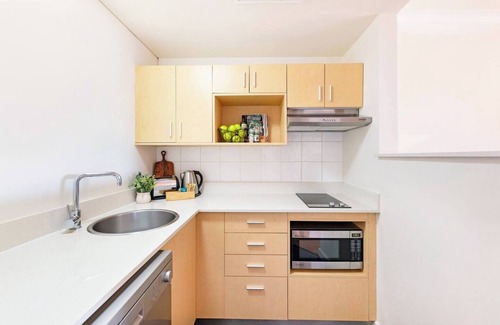 Darwin City Centre Apartment | Harbour Highlight Poolside Living on Esplanade
