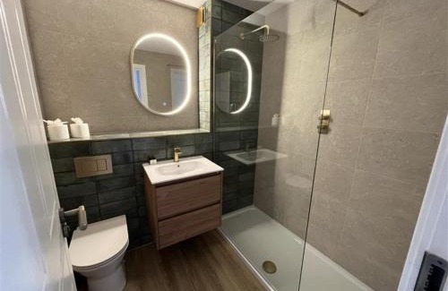 Ayr Apartment | Harbour House - Donnini Apartments