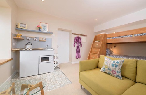 Banff House | Harbour House