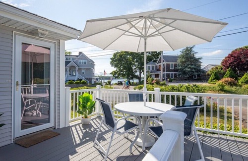 Narragansett House | Harbour Island Charmer! Sleeps 4