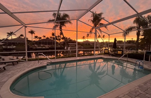 Pelican Villa | Harbour Palms - Gulf access pool home