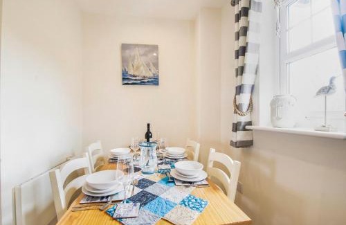 Garlieston House | Harbour Retreat