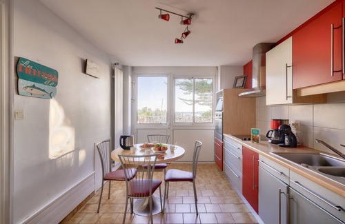 Plobannalec-Lesconil House | Harbour view - House for 10 with garden