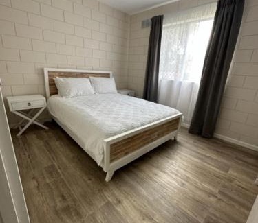 Beresford Apartment | Harbour View 49 Urch Street Unit 4