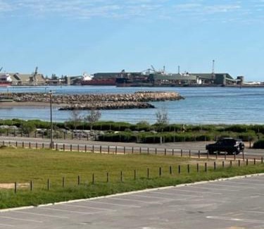 Beresford Apartment | Harbour View 49 Urch Street Unit 5