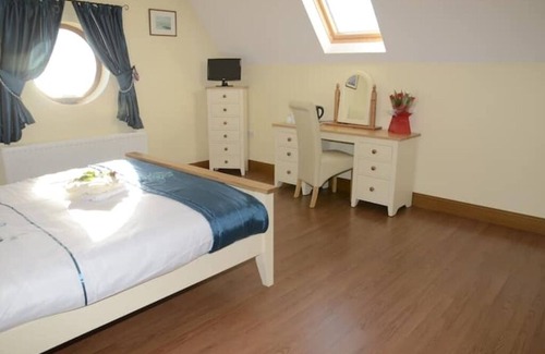 Ballymacarthur Bed & Breakfast | HARBOUR VIEW