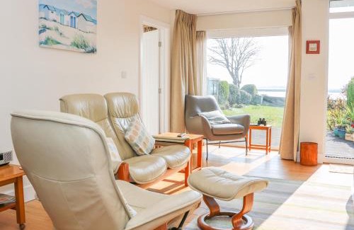 Christchurch House | Harbour View, Mudeford
