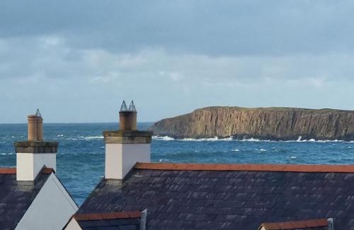 Portrush House | Harbour View Townhouse