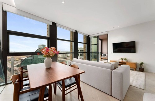 Darling Harbour Apartment | Harbour Views, Fireworks & Secure Parking