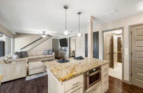 Upper Grand Lagoon House | Harbour Villa 4232