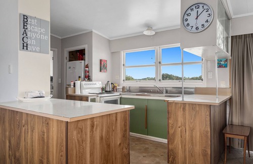 Ohope Cottage | Harbourside - Ohope Holiday Home
