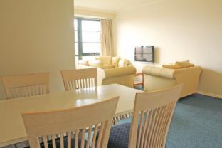 Melbourne Central Business District Apartment | HarbourView Apartment Hotel (now Arrow on Spencer)