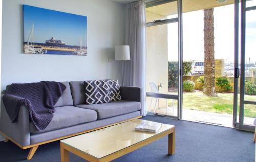 Fremantle Apartment | Harbourview Ocean Serenity In Fremantle