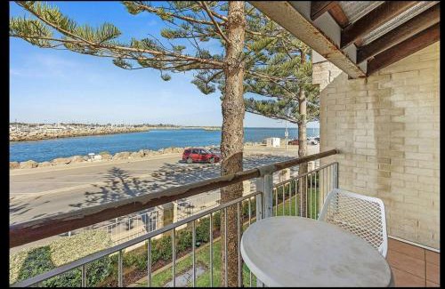 Fremantle Apartment | Harbourview Ocean Serenity In Fremantle