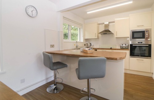 Heligan Cottage | Harcombe House Bungalow 7