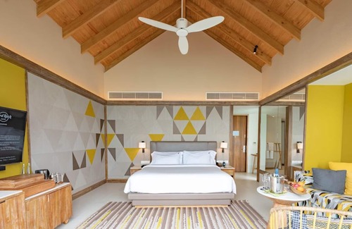 Farukolhufushi Island Hotel | Hard Rock Maldives, Diamond Overwater Pool Villa, Lagoon Access, Pool
