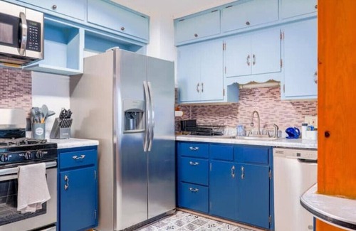 Lakeside House | Harding Lakeside Getaway| 8 bedroom sleeps 16!