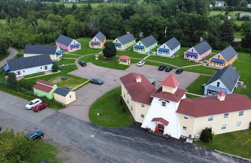 Shediac Cottage | Hardy's Parlee Beach Chalet #5