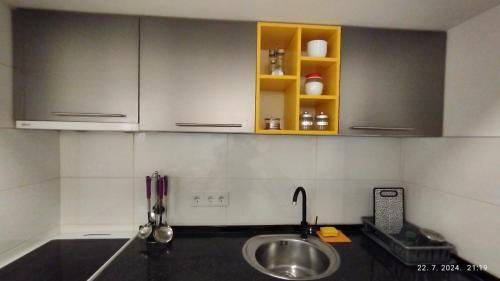 Novo Sarajevo Apartment | Hare apartment