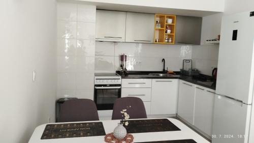 Novo Sarajevo Apartment | Hare apartment