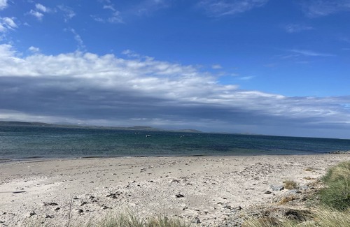 Gigha Cottage | Harebell Cottage - sleeps 4 guests in 3 bedrooms
