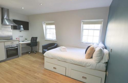 Bristol Floating Harbour Apartment | Harford House Studios 19 - Hopewell
