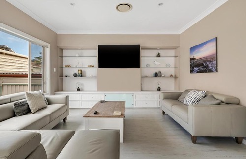 Noraville House | Hargraves Beach Hideaway