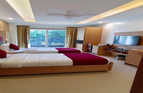 DLF Phase 3 Hotel | Haris Court- Cyber Hub