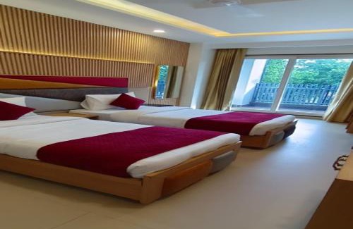 DLF Phase 3 Hotel | Haris Court- Cyber Hub