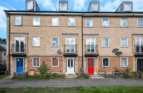 Ipswich House | Harland Haven: Spacious 4BR House in Ipswich