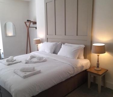 Aberystwyth Hotel | Harley's