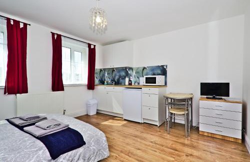 Woolwich Riverside House | Harlinger Lodge