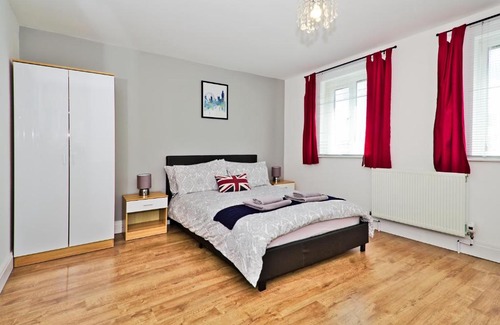 Woolwich Riverside House | Harlinger Lodge