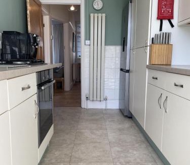 Cribbs Causeway House | Harmonious Family Home in Westbury-on-Trym