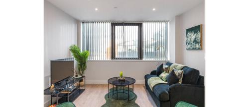 Harrow Apartment | Harmonious Greens: Cozy 1-Bed Flat in Harrow