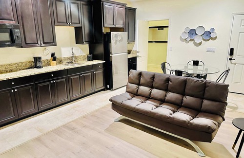 Reno House | Harmony Haven/2 Kitchens/Sleeps13