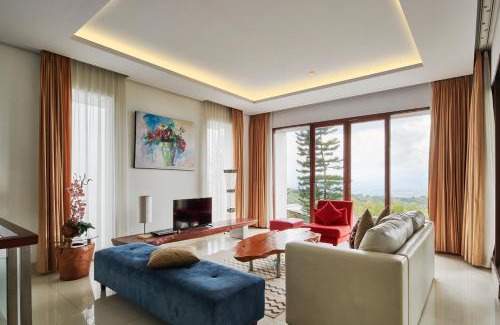 Bandung Villa | Harmony Hilltop City View Villa 4 bedrooms with a private swimming pool