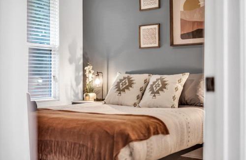 Candler-McAfee Villa | Harmony House Family Escape for 8