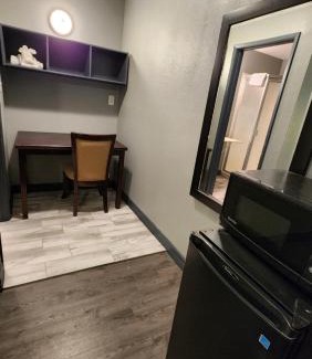 Beaumont Hotel | Harmony Inn and Suites