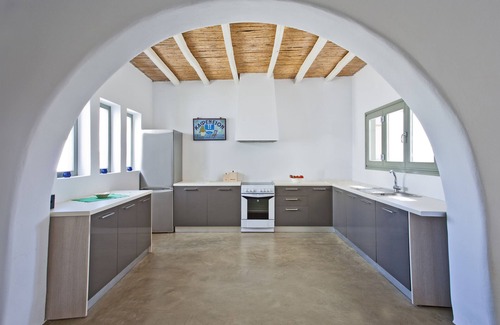 Naousa Villa | Harmony Villa