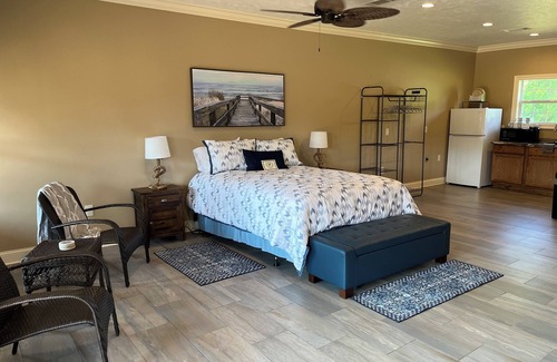 Tougaloo Bed & Breakfast | Harris Estates Bed & Breakfast is a secluded peaceful property on 11 acres!