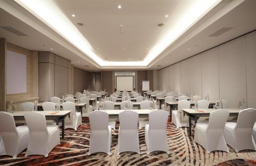 Cibinong Hotel | HARRIS Hotel & Convention Cibinong City Mall Bogor