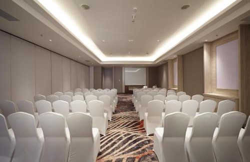 Cibinong Hotel | HARRIS Hotel & Convention Cibinong City Mall Bogor