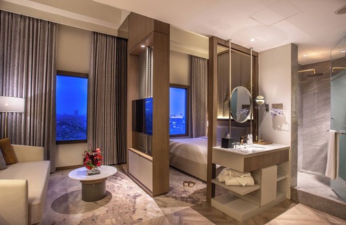 Gubeng Hotel | HARRIS Hotel & Conventions Gubeng Surabaya
