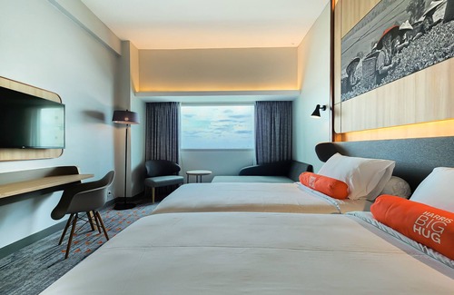 Gading Hotel | HARRIS Hotel & Conventions Kelapa Gading Jakarta