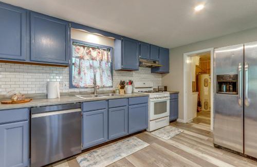 Harrison House | Harrison Getaway with Yard and Parking Near Fishing